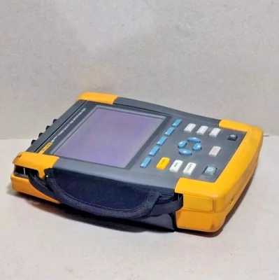 Анализатор качества электроэнергии Fluke 438 II